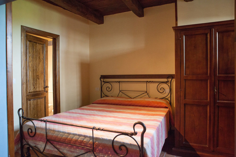 Borgo Dei Corsi Holiday House Reggiolo Dış mekan fotoğraf