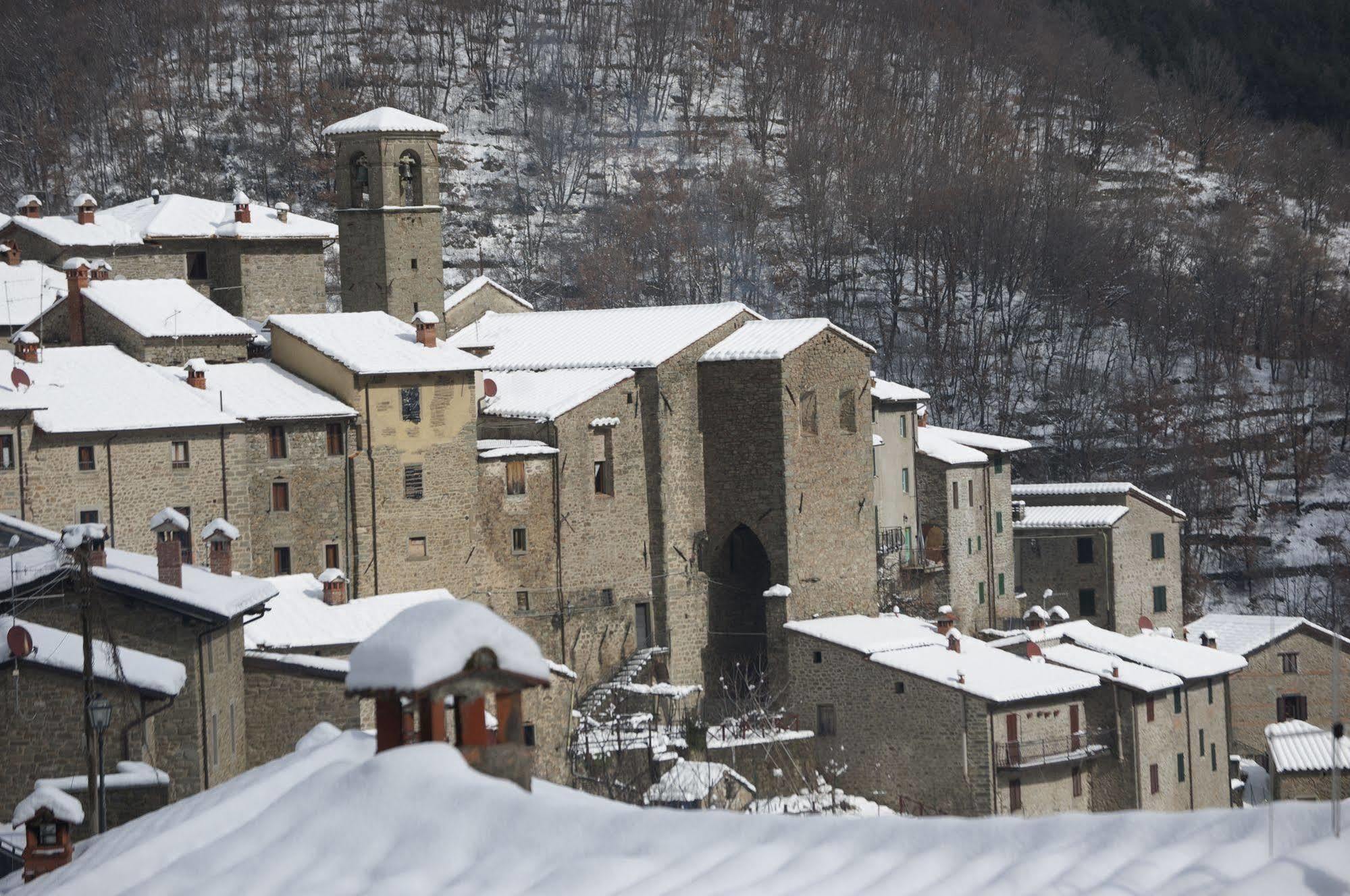 Borgo Dei Corsi Holiday House Reggiolo Dış mekan fotoğraf