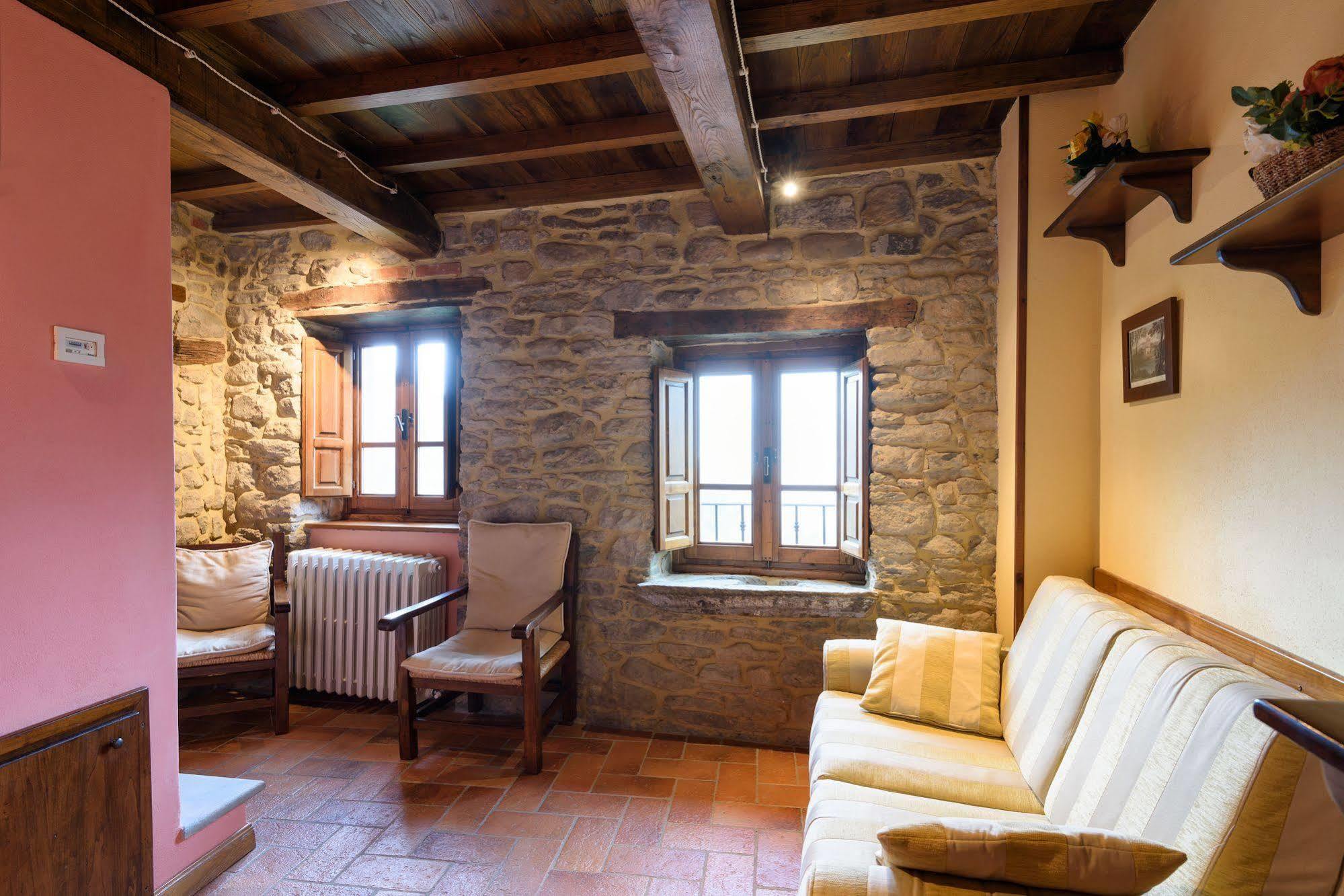 Borgo Dei Corsi Holiday House Reggiolo Dış mekan fotoğraf