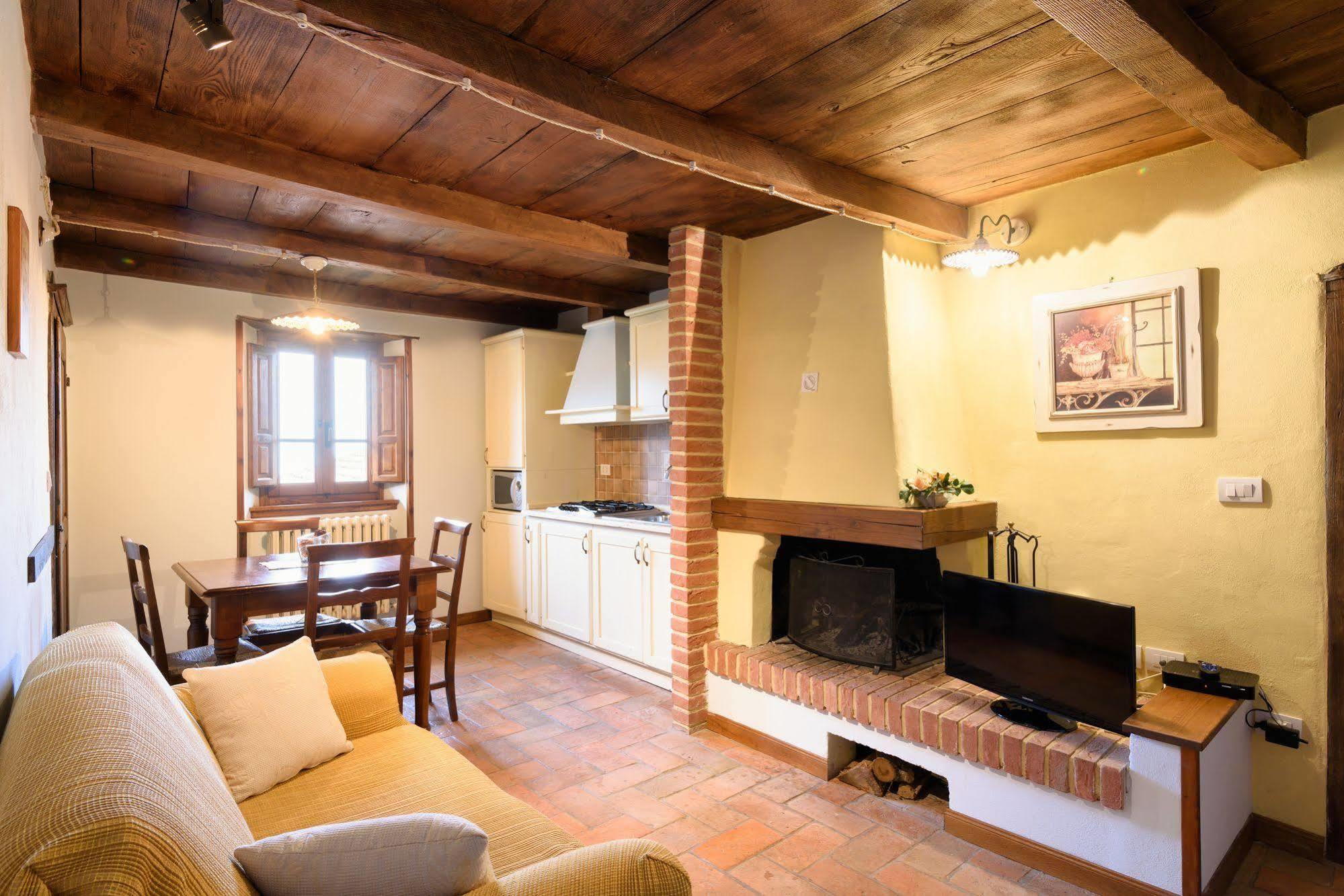 Borgo Dei Corsi Holiday House Reggiolo Dış mekan fotoğraf